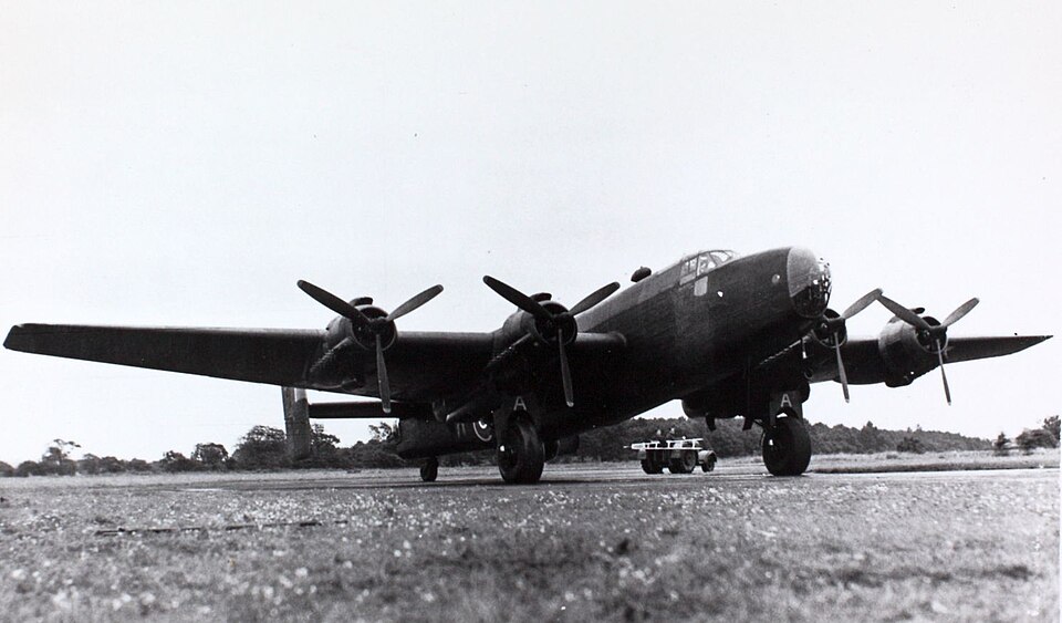 15 Handley Page Halifax Bristol Hercules Engine (15650664137)