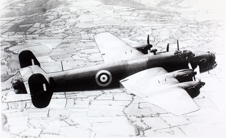 15 Handley Page Halifax (15835800215)