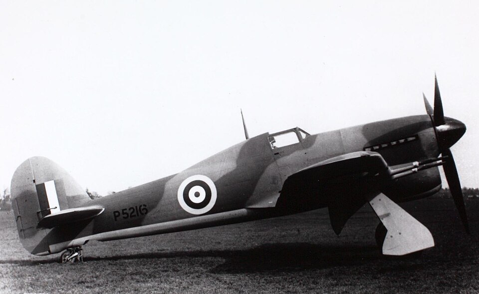 15 Hawker Typhoon P5216 (15216625763)