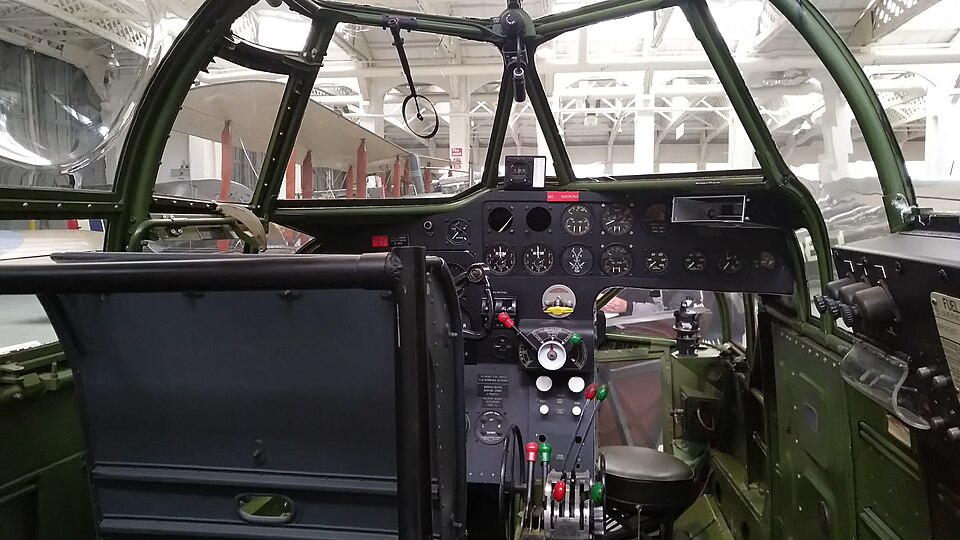 20191117 Bristol bomber cabin