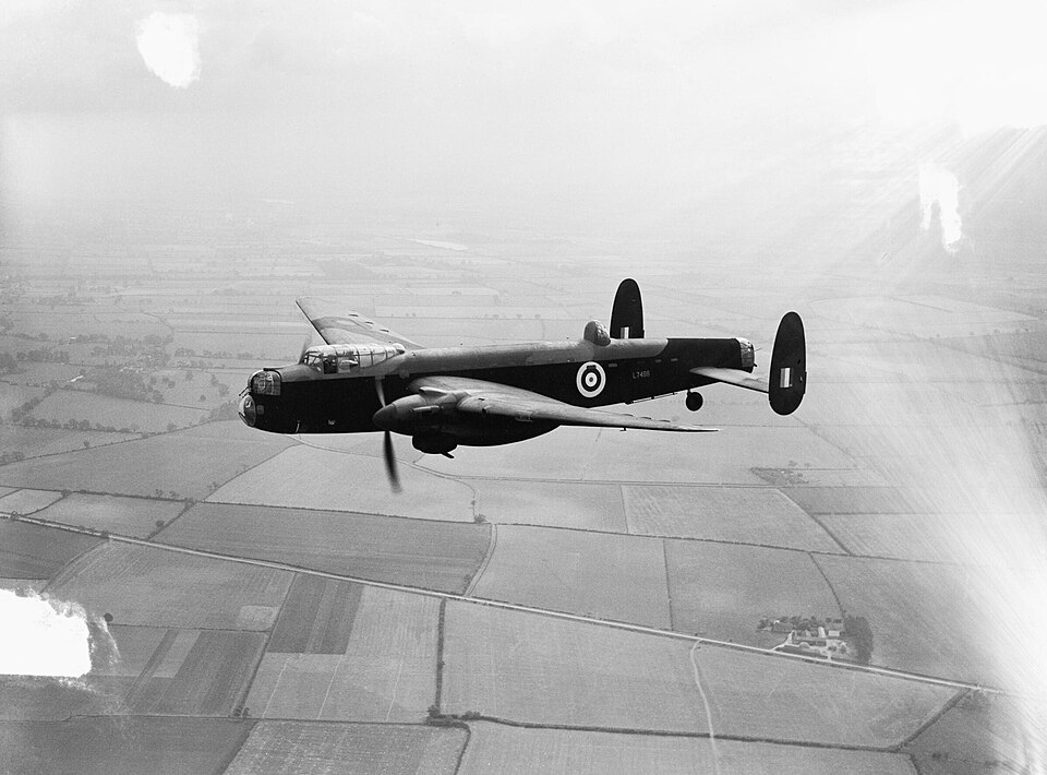 Aircraft of the Royal Air Force 1939-1945- Avro 679 Manchester. CH3888