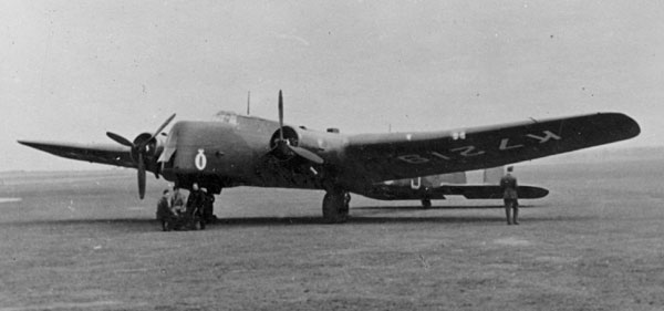 Armstrong Whitworth III tug on ground
