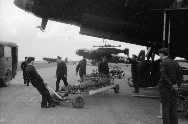Royal Air Force Bomber Command, 1942-1945. CH5287